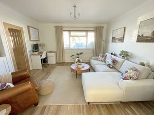 Birch Avenue- click for photo gallery